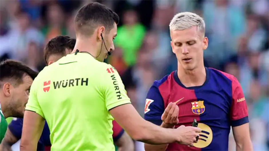 Barca và BTC La Liga đưa tuyên bố trái ngược về Olmo