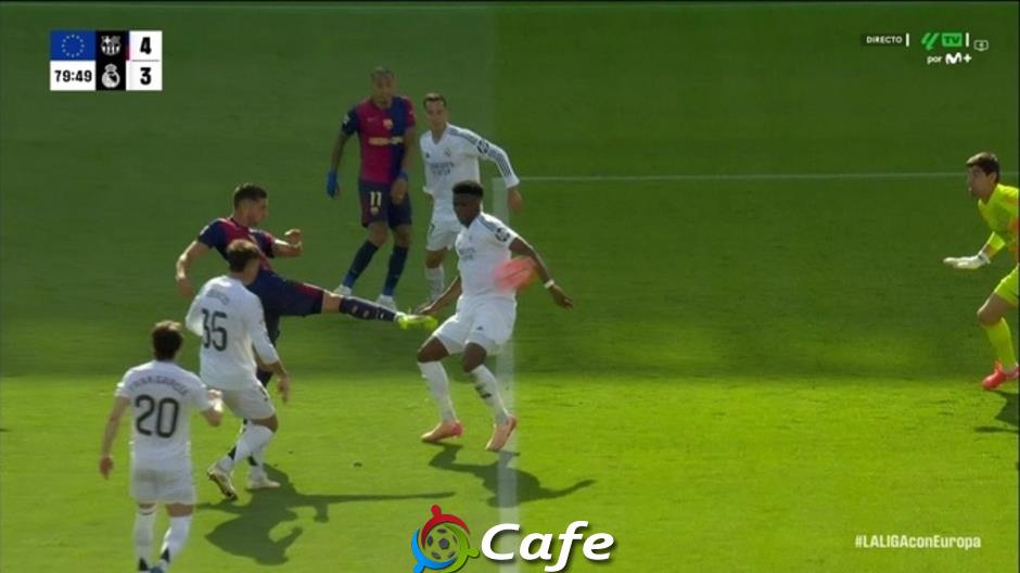 Bóng đen trọng tài bao trùm trận Real Madrid vs Barca