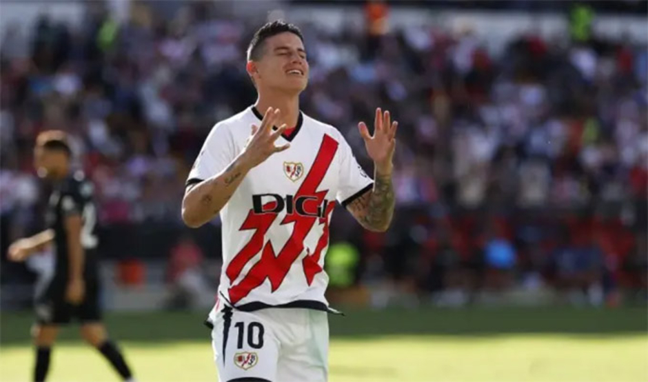 Chuyện gì đang xảy ra với vua phá lưới World Cup 2014, James Rodriguez?