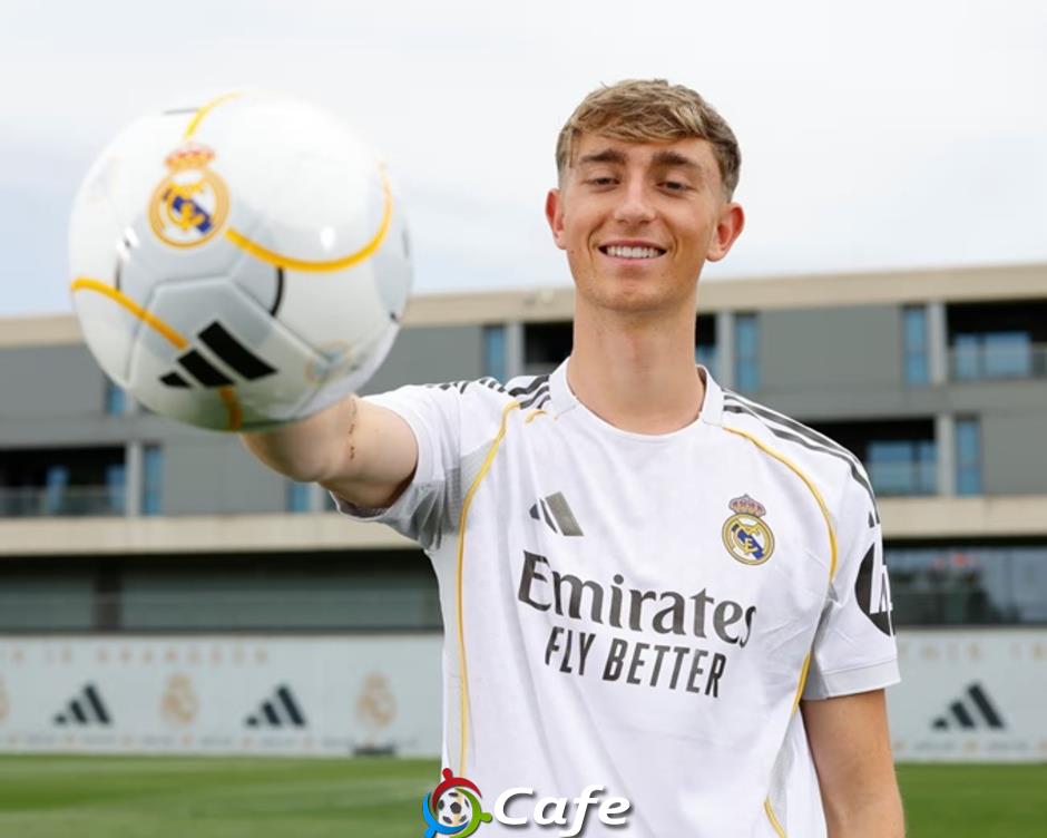 Dean Huijsen bình thản đi vào lịch sử Real Madrid