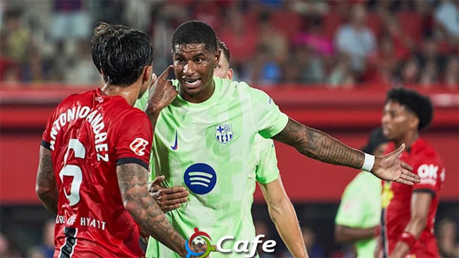 Fan Barca có cử chỉ đẹp khi Rashford ra mắt La Liga
