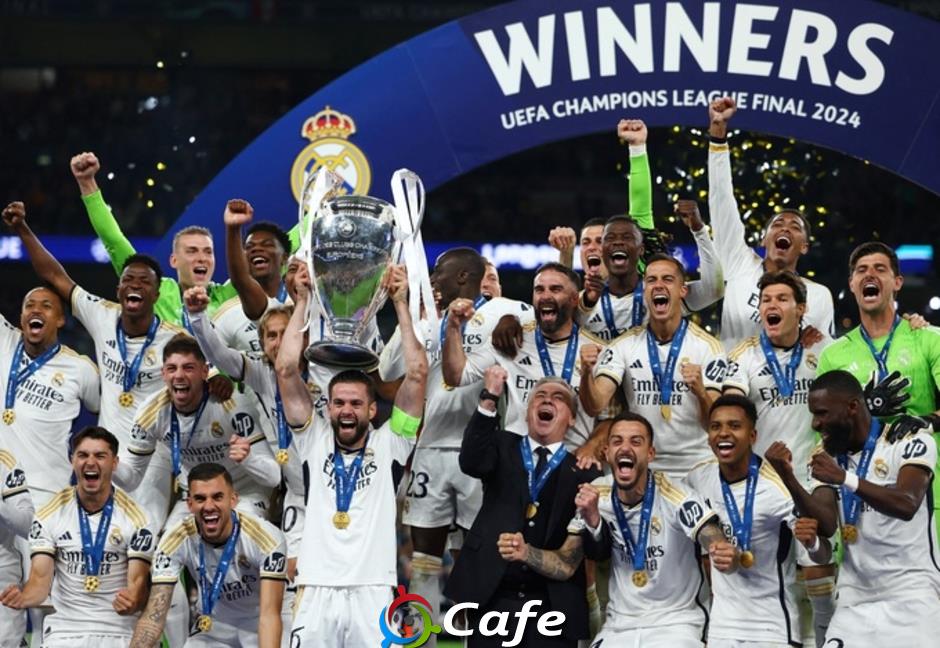 Florentino Perez đã trở thành ‘Bố già’ của Real Madrid như thế nào?