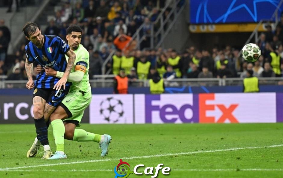 Giờ Barca có tiếc vì gia hạn với Ronald Araujo?