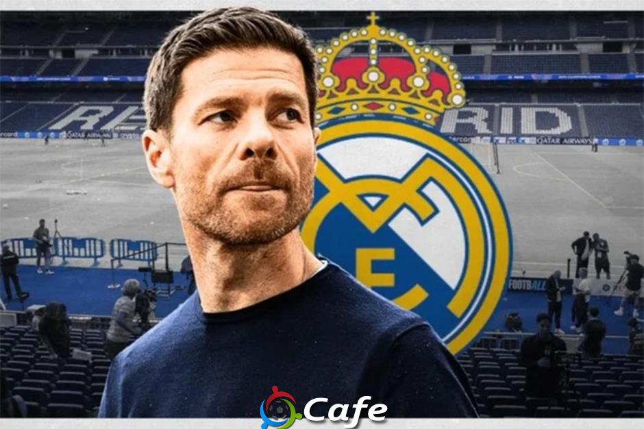 Hansi Flick sẵn sàng đối đầu Alonso