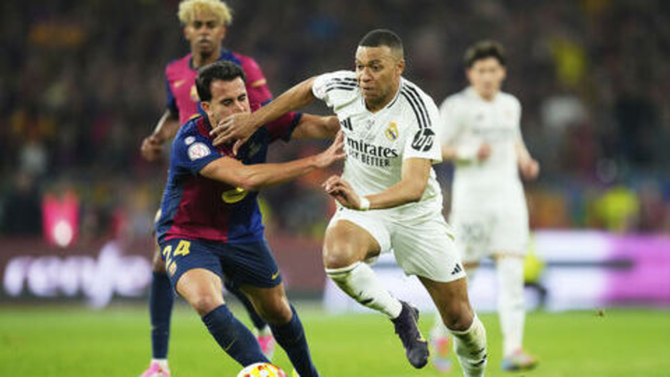Hậu vệ phải bất đắc dĩ của Barca sẵn sàng bắt chết Mbappe và Vinicius