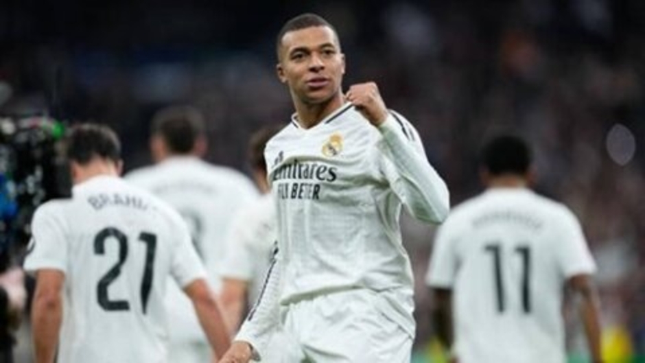 Kylian Mbappe bật chế độ Galactico