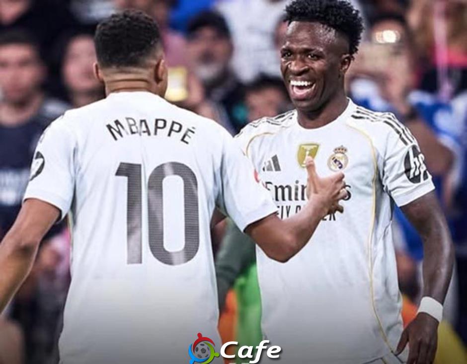 Kylian Mbappe luôn sát cánh cùng Vinicius