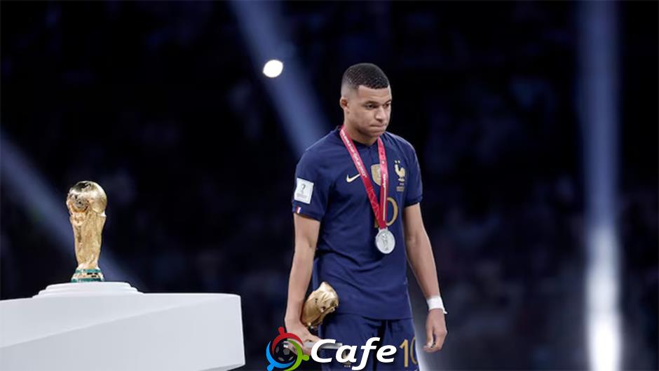 Kylian Mbappe: ‘Messi là độc nhất vô nhị’