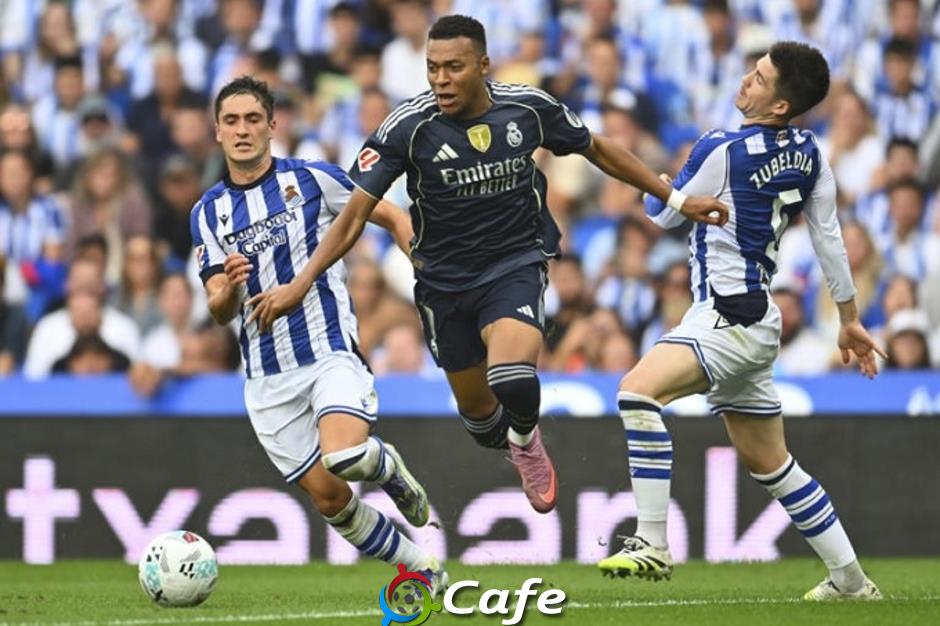 Kylian Mbappe trong hình bóng Karim Benzema 