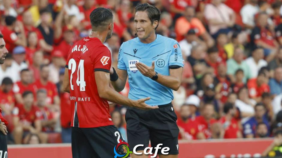 La Liga ít VAR hơn nhưng vẫn nhiều tranh cãi