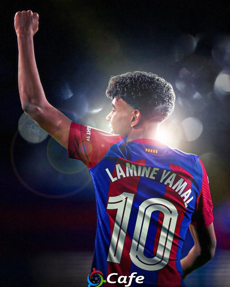 Lamine Yamal khoác áo số 10 của Barca từ mùa 2025/26