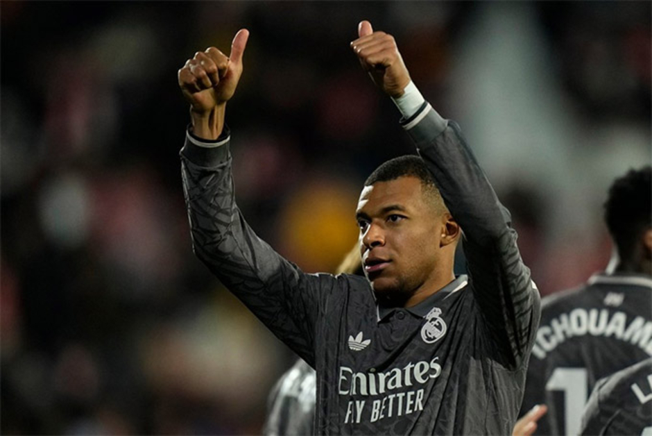 Lẽ ra Mbappe phải nhận thẻ vàng thứ hai ở trận gặp Girona