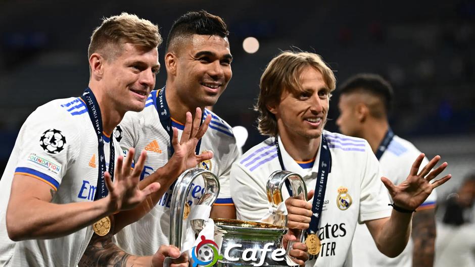 Luka Modric nên chủ động rời Real Madrid!