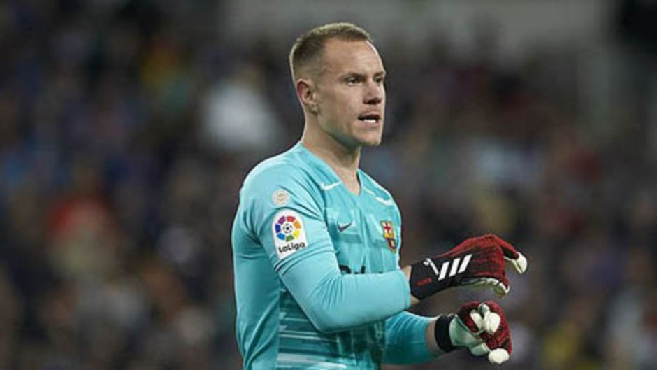 Marc-Andre ter Stegen ‘chơi xỏ’ Barca bằng một con số