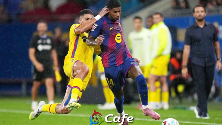 Marcus Rashford bị HLV Flick phạt vì phạm luật tại Barca