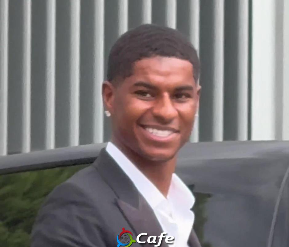Marcus Rashford nhận số áo huyền thoại ở Barcelona