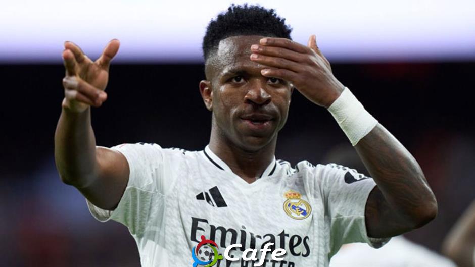 Niềm hi vọng của Vinicius đặt vào... Xabi Alonso