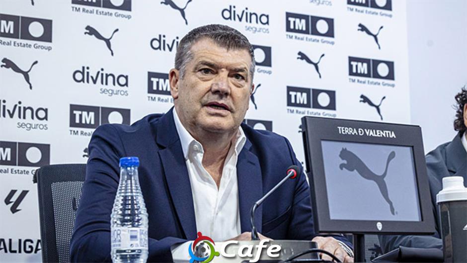 Ông chủ Singapore và tân CEO Ron Gourlay quyết đưa ‘Bầy dơi’ Valencia bay cao