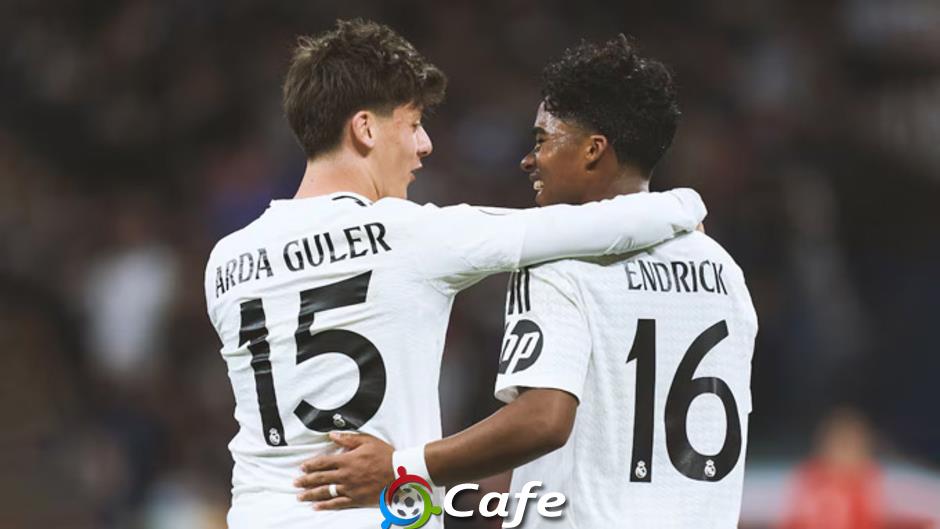 Real Madrid hóa thành đội bóng... U25 dưới tay Alonso