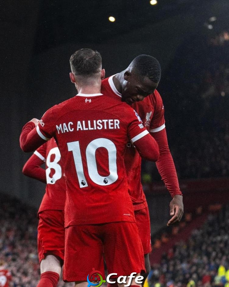 Real Madrid tích cực 'hút máu' Liverpool 