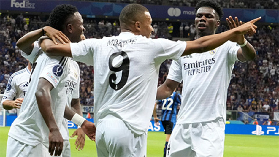 Real Madrid vượt qua 