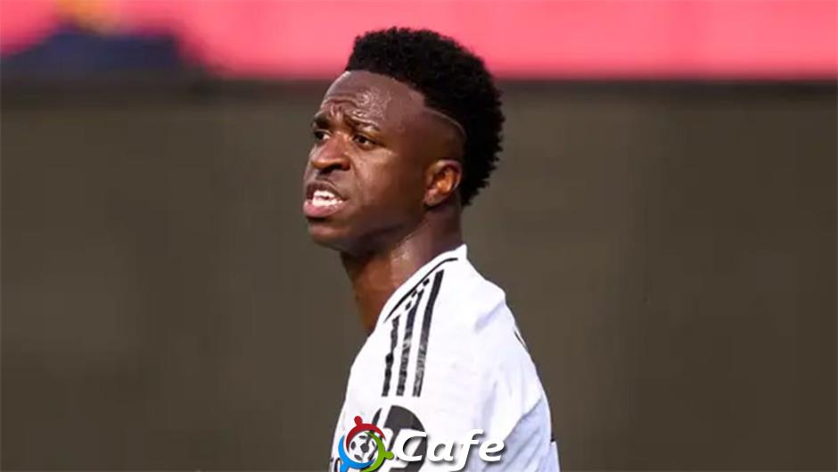 Real Madrid xác nhận Vinicius chấn thương