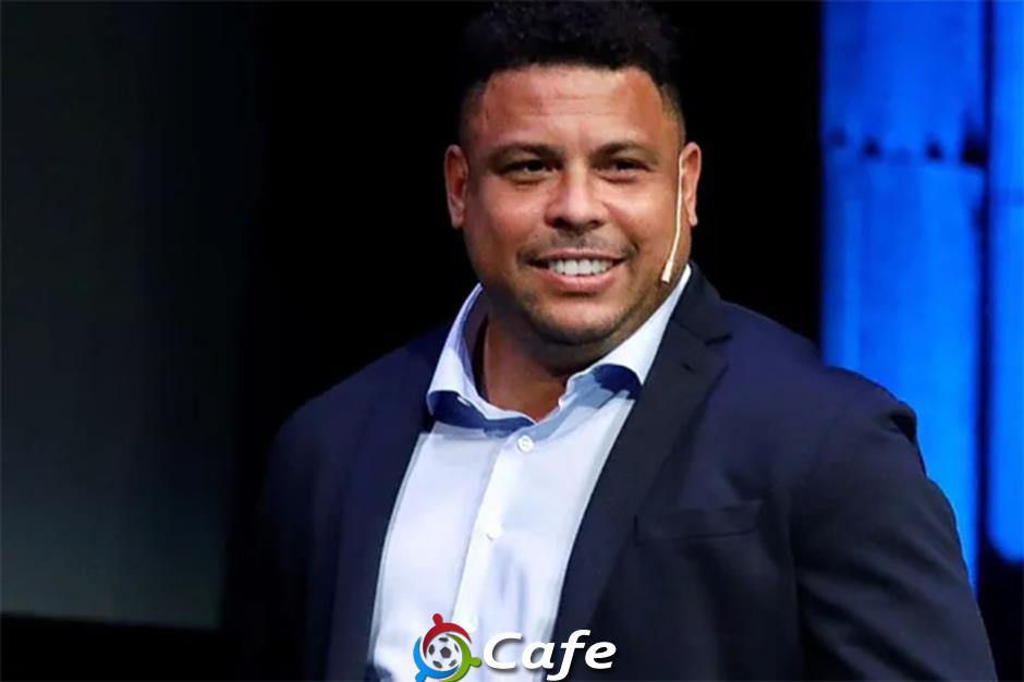 Ronaldo bán Valladolid với giá chỉ 50 triệu euro