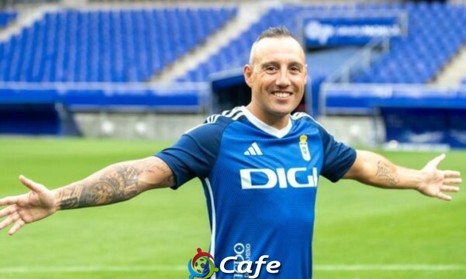 Santi Cazorla viết tiếp chuyện cổ tích ở tuổi 40