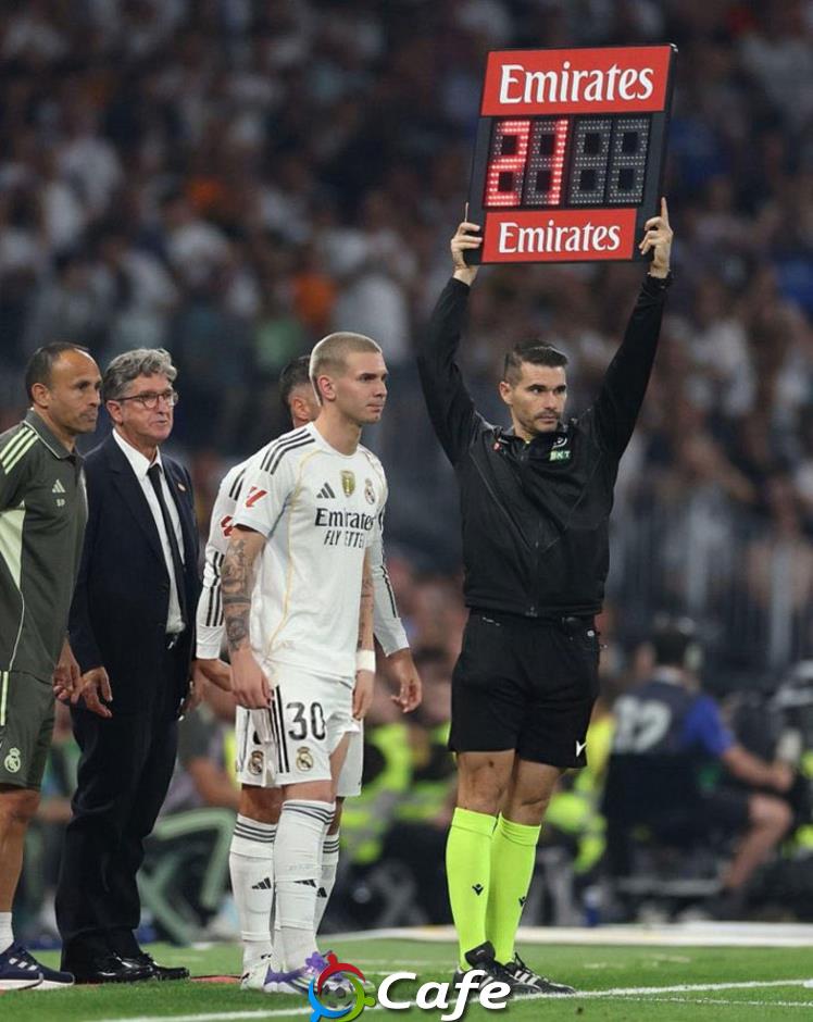 Tân binh Franco Mastantuono đi vào lịch sử Real Madrid