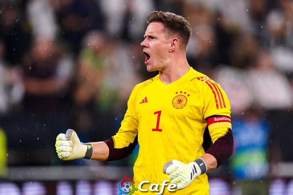 Ter Stegen ‘tuyên chiến’ với Barca