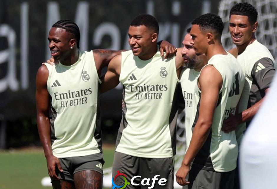 Toni Kroos ngầm chỉ trích Mbappe và Vinicius