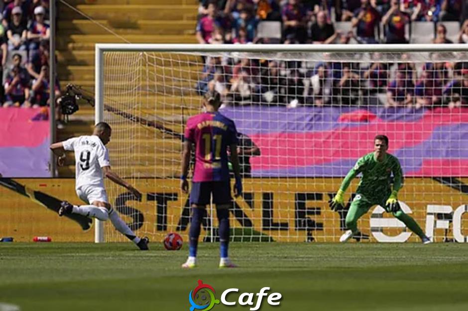 Tranh cãi lớn ở quả phạt đền của Kylian Mbappe