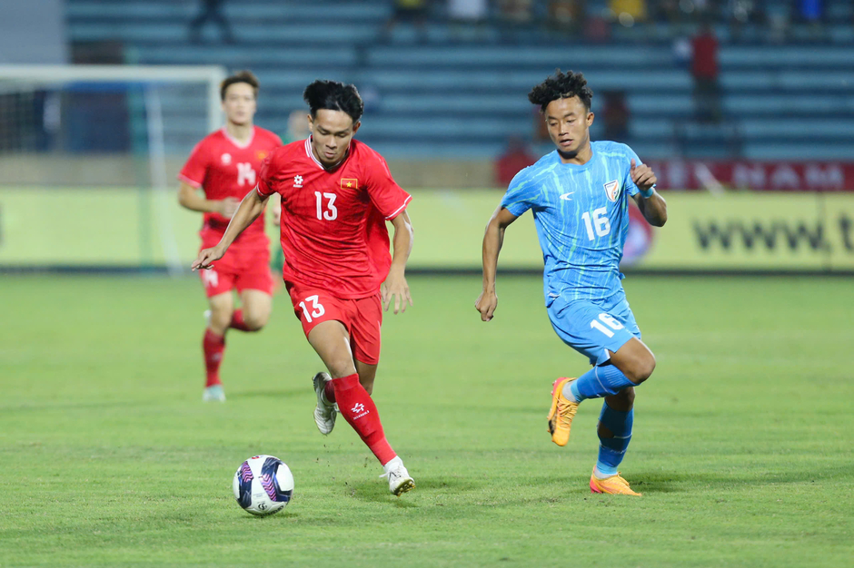 Trực tiếp Việt Nam 1- 0 Ấn Độ: Quế Hải đánh đầu chiến thuật, Vĩ Hào lập công