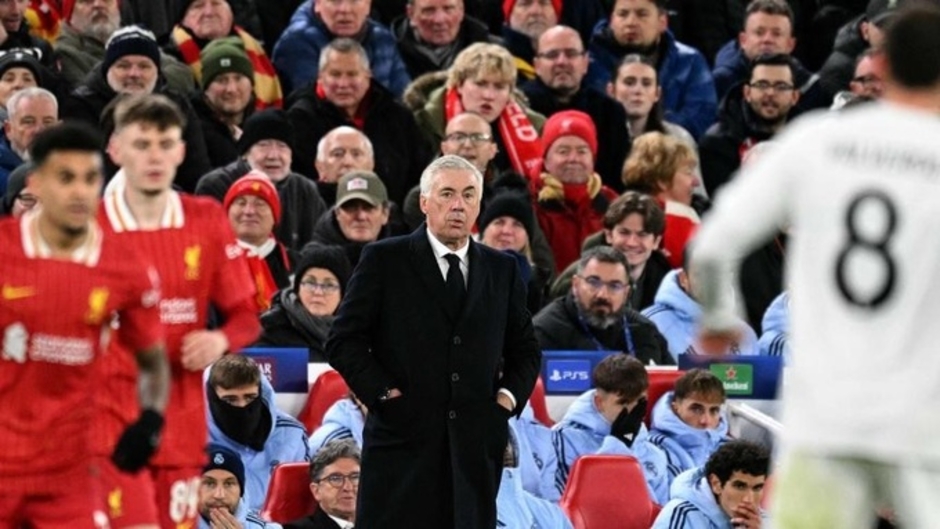 Tượng đài Real Madrid chỉ trích HLV Ancelotti