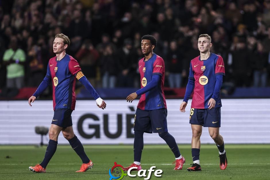UEFA đang cân nhắc trừng phạt Barca