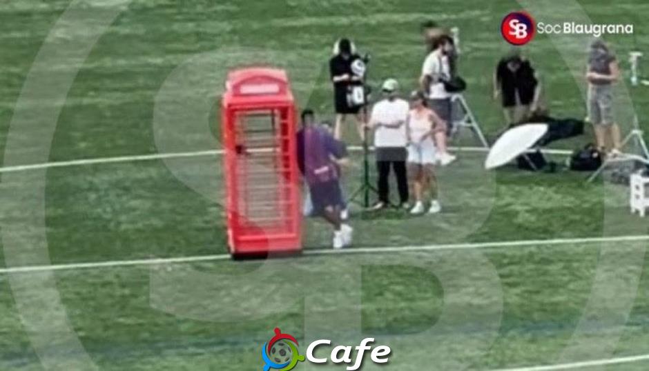 Vì sao Barca 'ém' Marcus Rashford chưa cho ra mắt?
