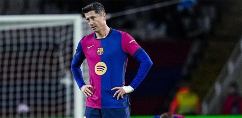 Vì sao Lewandowski đang đếm ngược thời gian ở Barca?