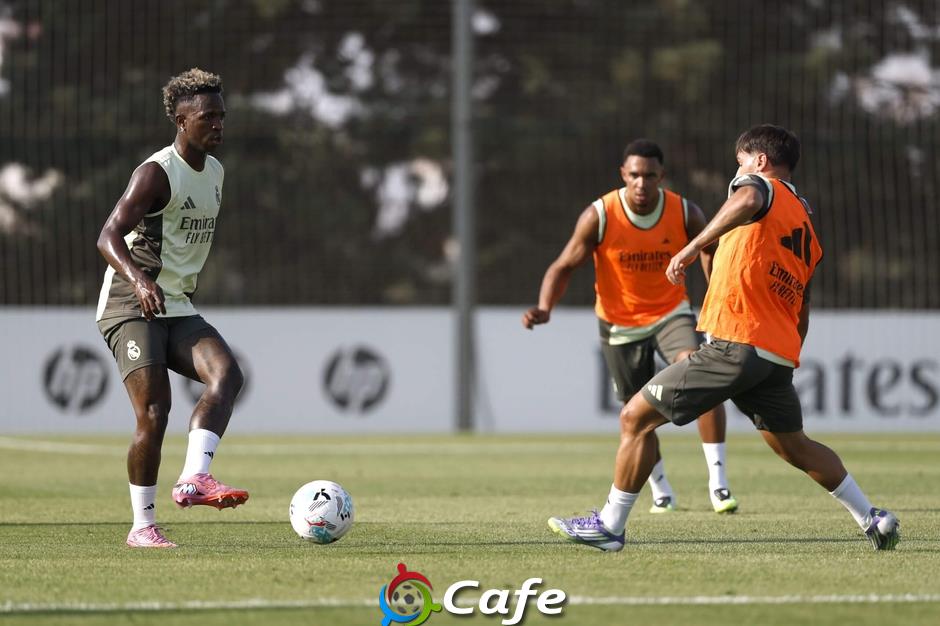 Vinicius đã hết thời ở Real Madrid
