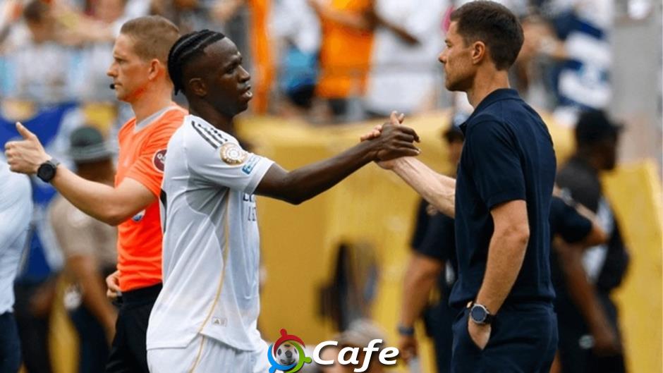 Xabi Alonso thành công khích tướng Vinicius Jr