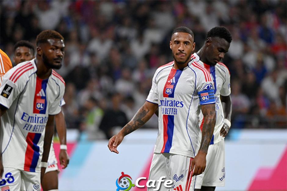 Lyon có đủ sức thách thức PSG?