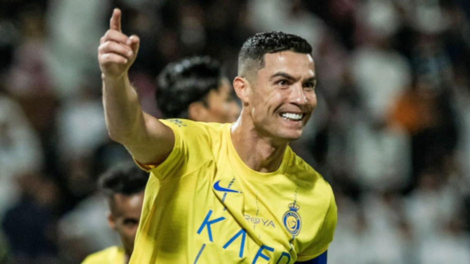 Lyon ra mắt tân binh nhưng khiến Ronaldo ức chế