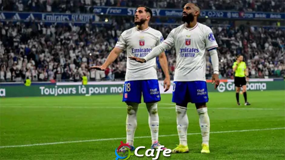 Màn chia tay ý nghĩa của Lacazette
