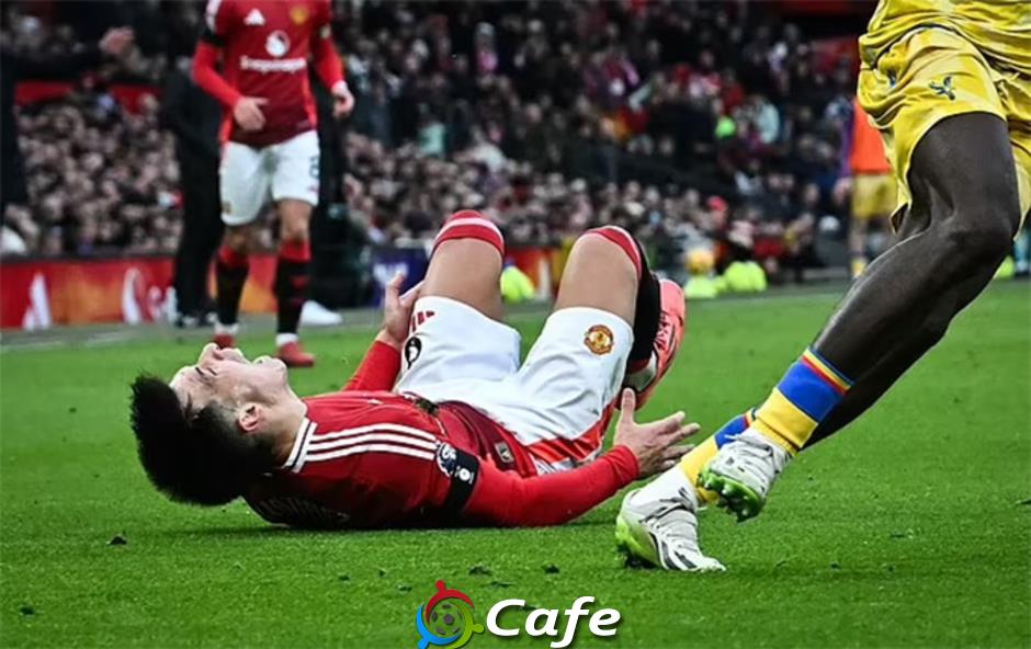 ‘Đồ tể’ của MU lỡ đại chiến Arsenal