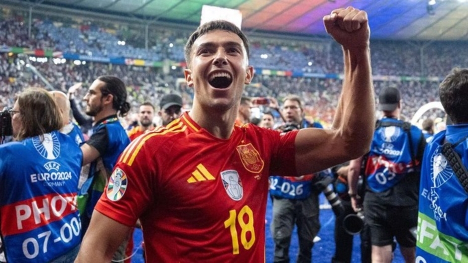 3 phương án Man City có thể sử dụng thay Rodri