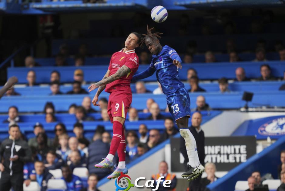 8 phút vạch trần bộ mặt của nhà vô địch Liverpool