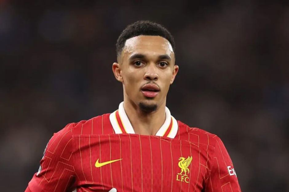 Alexander-Arnold sẽ đá chính ở trận gặp Man City