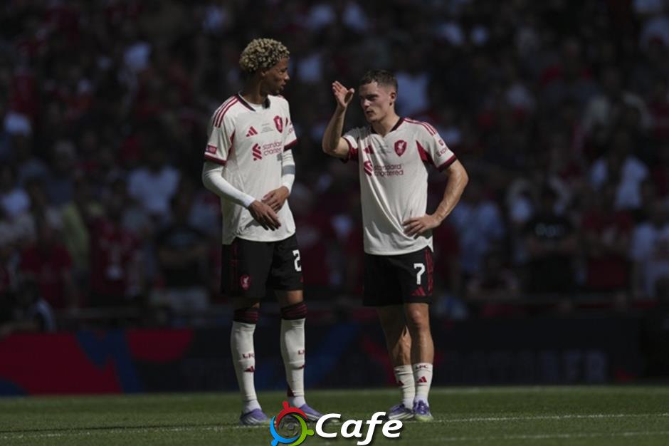 Arne Slot giỏi hơn Jurgen Klopp?