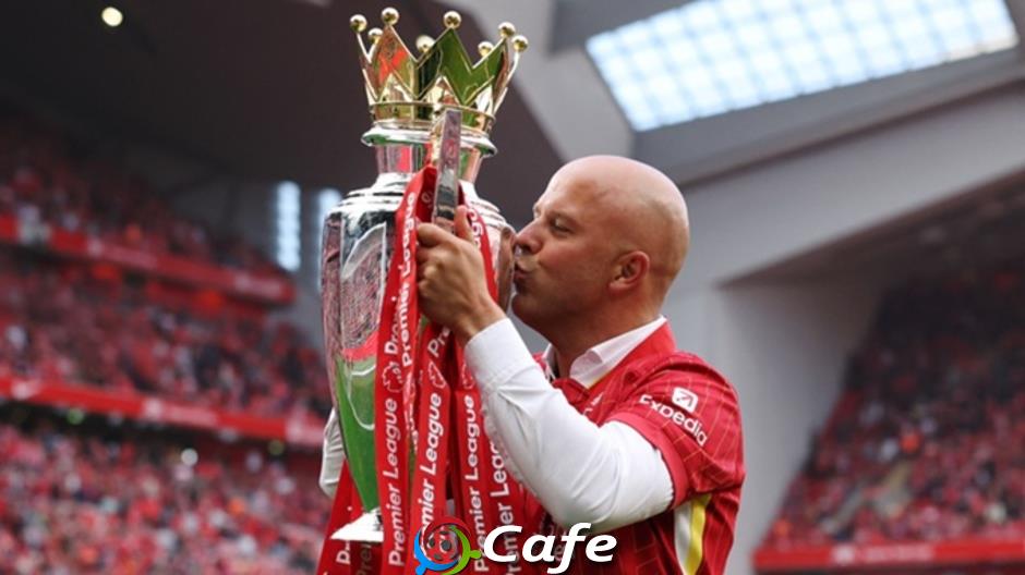 Arne Slot giỏi hơn Jurgen Klopp?