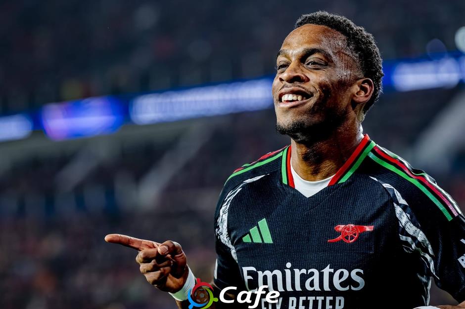 Arsenal loạn nhưng Jurrien Timber vẫn an nhiên