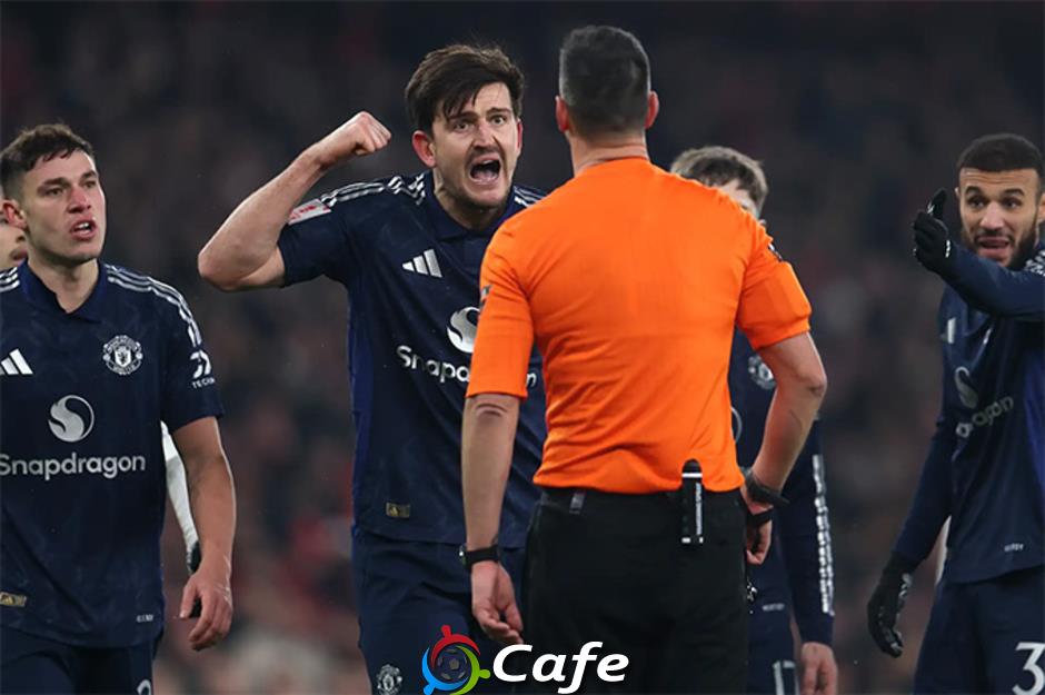 Arsenal nhận án phạt